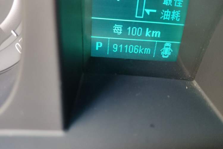 Used Buick GL8 2017 25S Luxury Version China V Standard Odometer Close Up