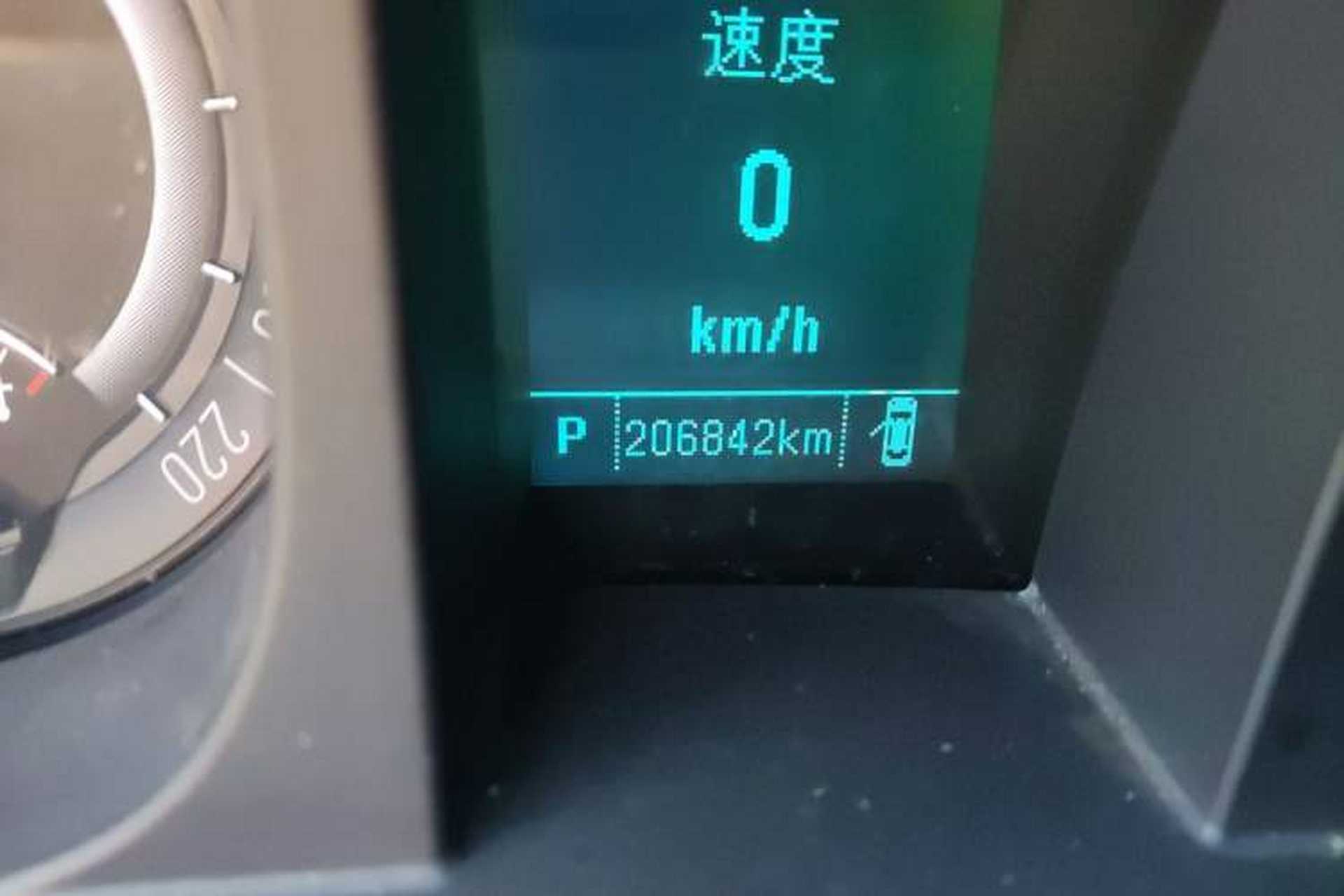 Used Buick GL8 2017 25S Comfort Version China V Standard Odometer Close Up