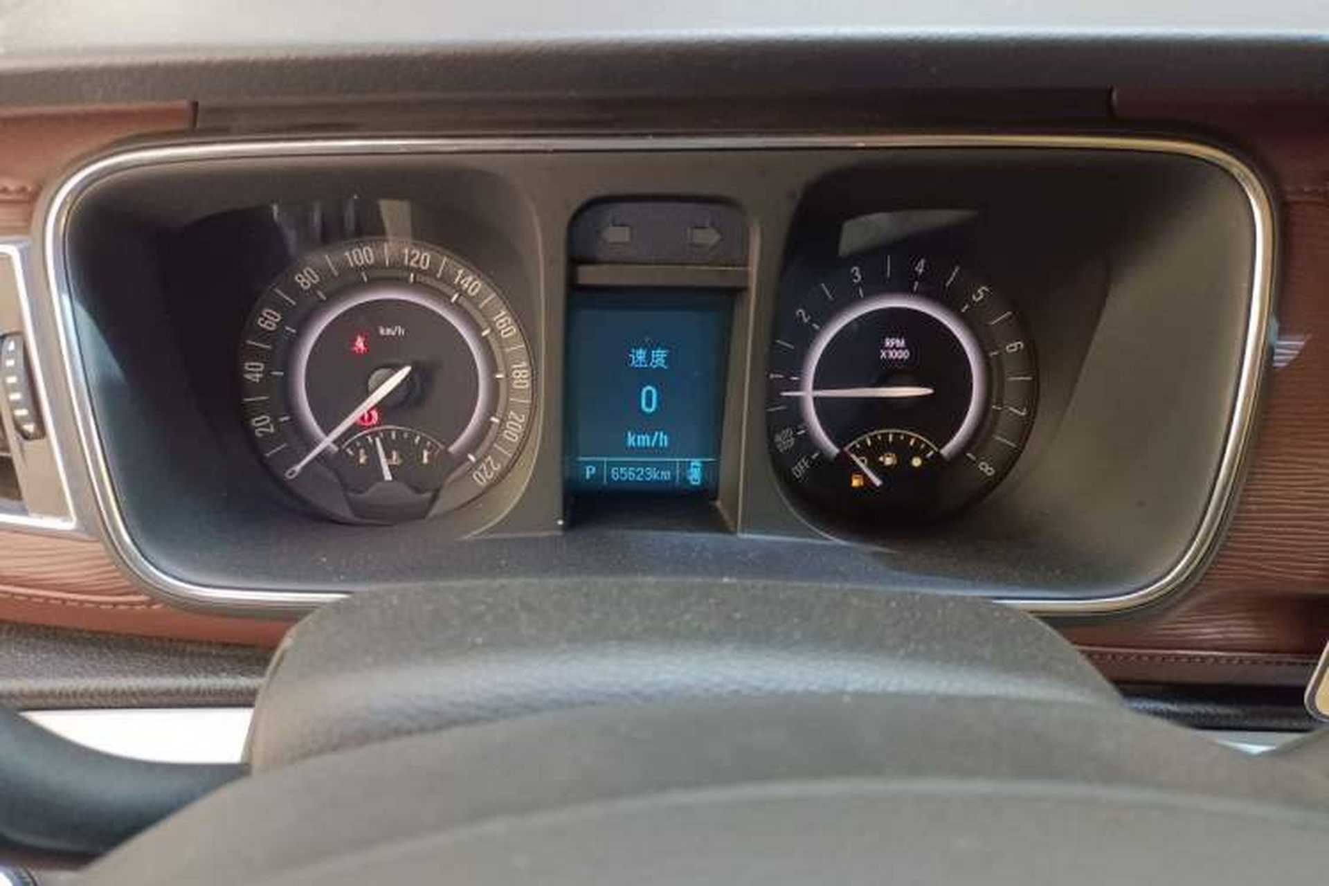Used Buick GL8 2017 25S Prestige Version China V Standard Odometer Close Up