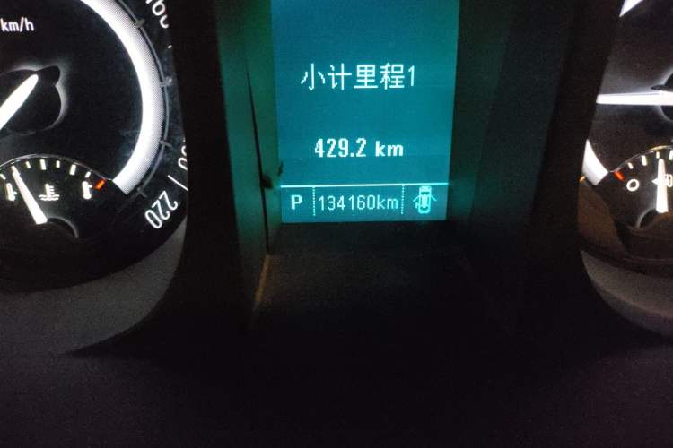 Used Buick GL8 2017 25S Prestige Version China V Standard Odometer Close Up