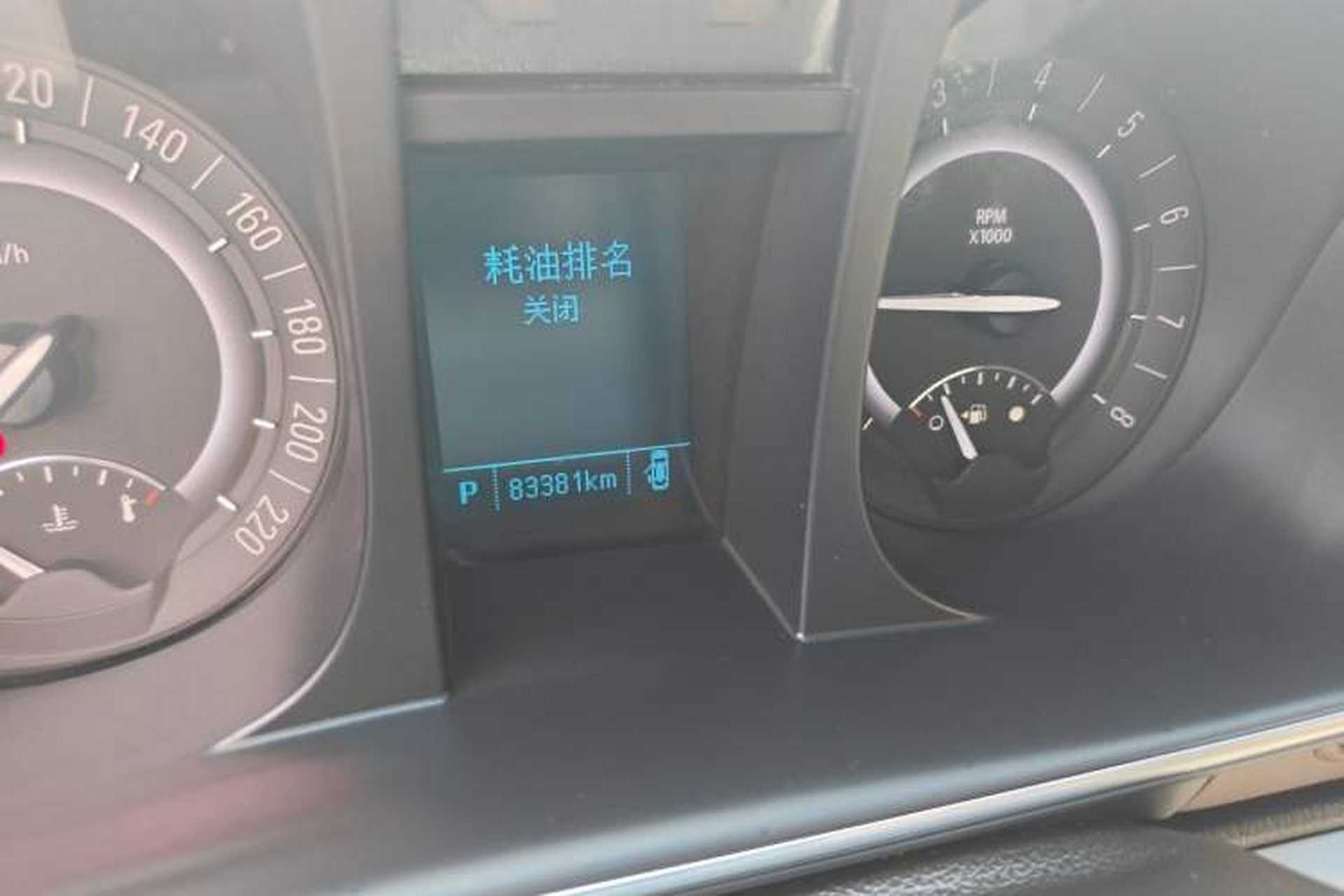 Used Buick GL8 2017 25S Luxury Version China V Standard Odometer Close Up