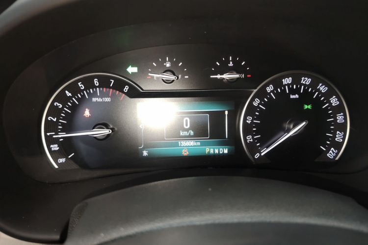 Used Buick GL8 2017 ES 28T Premium Version China V Standard Odometer Close Up