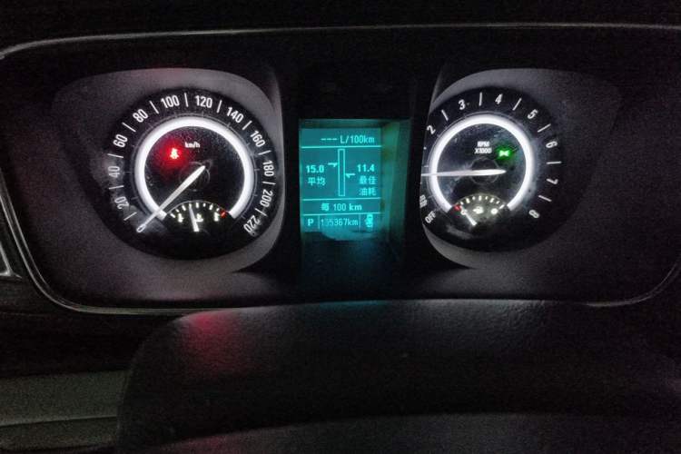 Used Buick GL8 2017 25S Prestige Version China V Standard Odometer Close Up