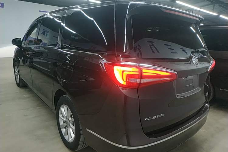 Used Buick GL8 2017 ES 28T Premium Version China V Standard Rear Left 45 Deg