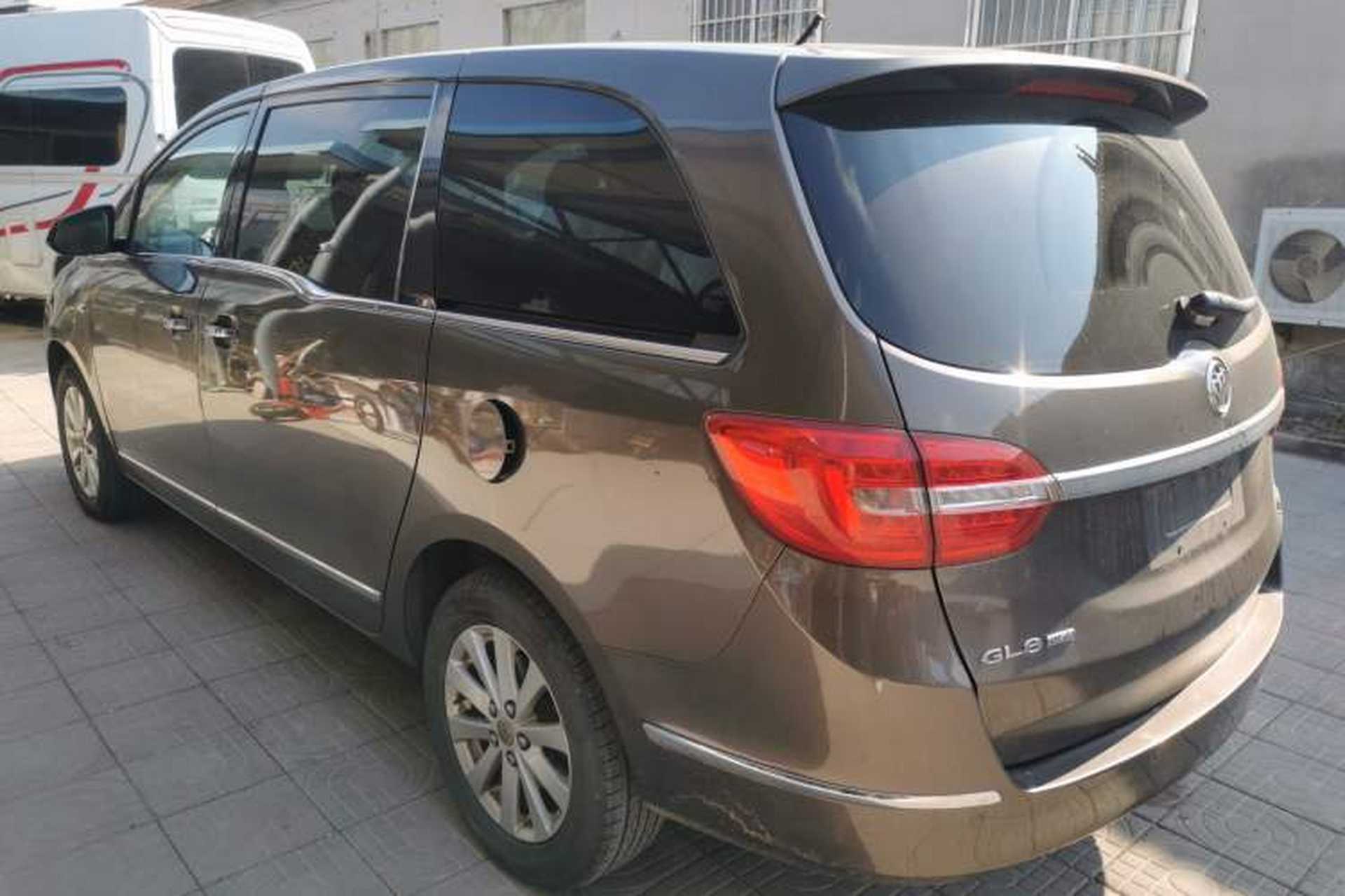 Used Buick GL8 2017 25S Luxury Version China V Standard Rear Left 45 Deg