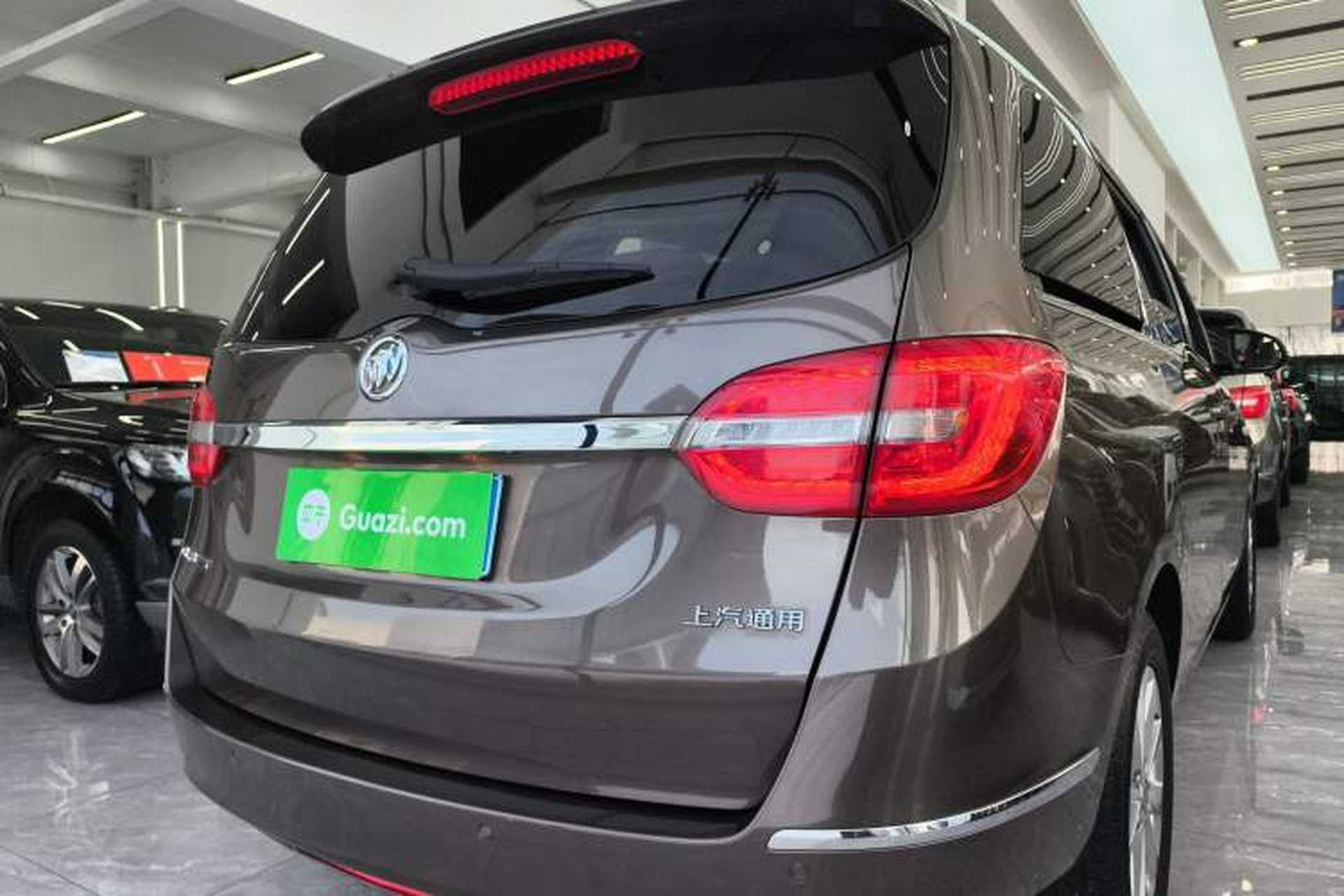 Used Buick GL8 2017 25S Comfort Version China V Standard Rear
