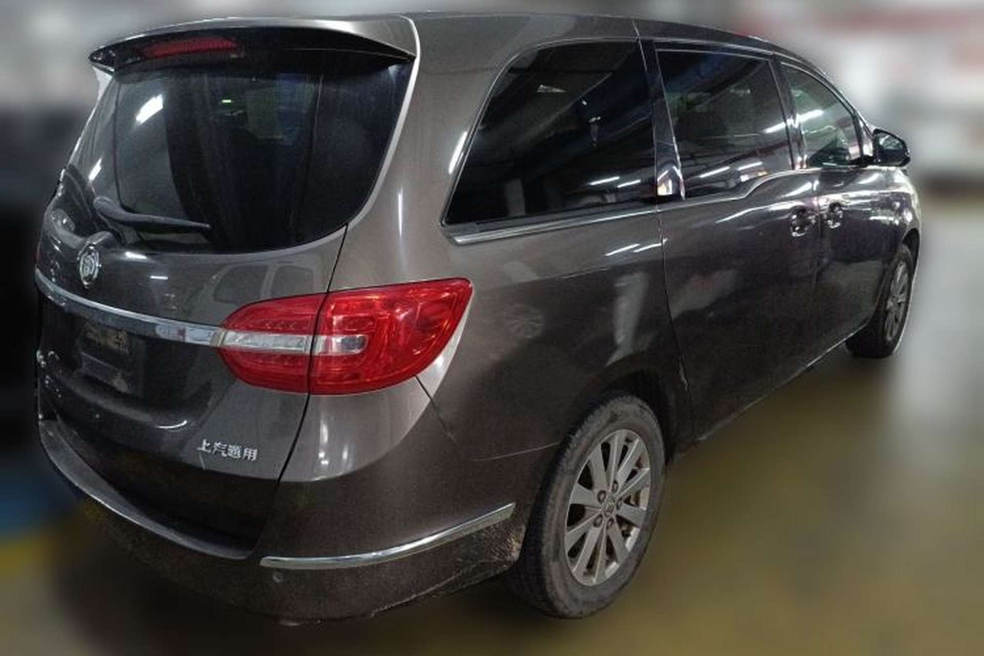 Used Buick GL8 2017 25S Comfort Version China V Standard Rear Right 45 Deg