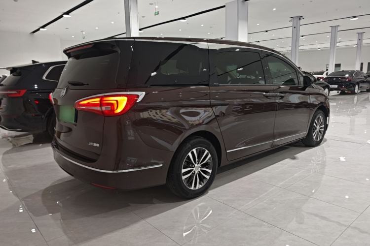Used Buick GL8 2017 ES 28T Flagship Model China V Standard Rear Right 45 Deg