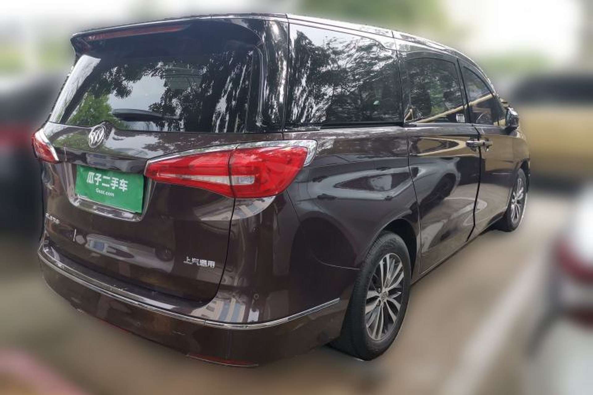 Used Buick GL8 2017 ES 28T Luxury Model China V Standard Rear Right 45 Deg