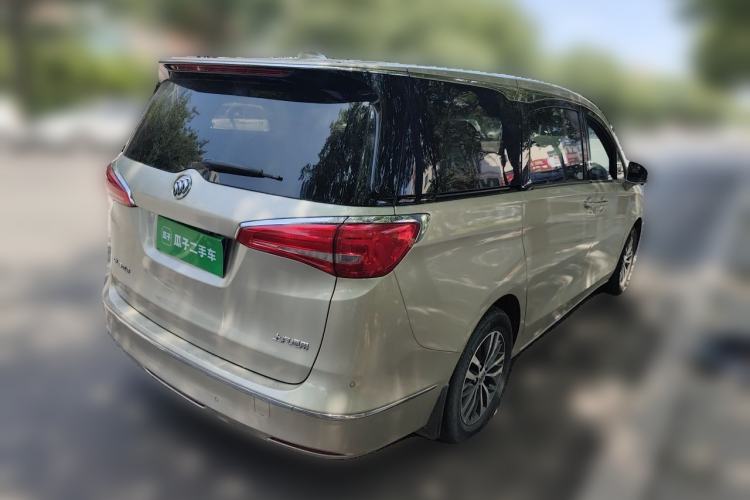Used Buick GL8 2017 ES 28T Luxury Model China V Standard Rear Right 45 Deg