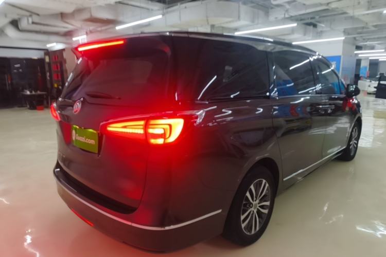 Used Buick GL8 2017 ES 28T Flagship Model China V Standard Rear Right 45 Deg