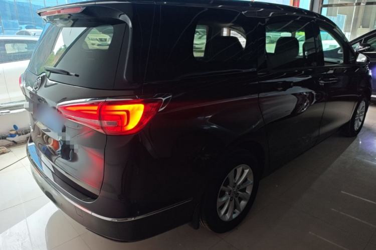 Used Buick GL8 2017 ES 28T Comfort Model China V Standard Rear Right 45 Deg