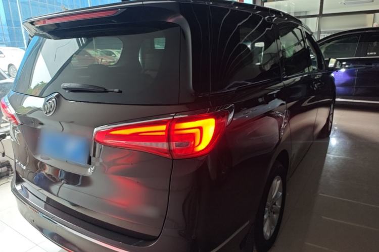 Used Buick GL8 2017 ES 28T Comfort Model China V Standard Rear
