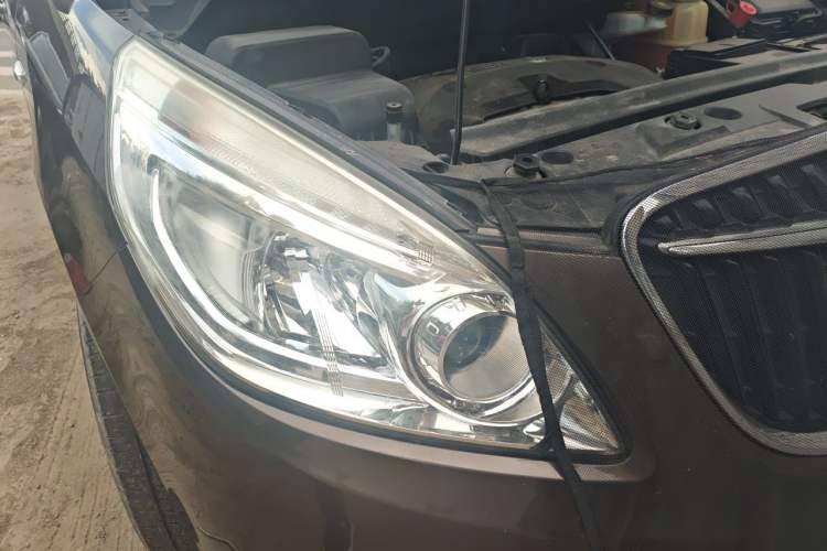 Used Buick GL8 2017 25S Luxury Version China V Standard Right Front Headlight
