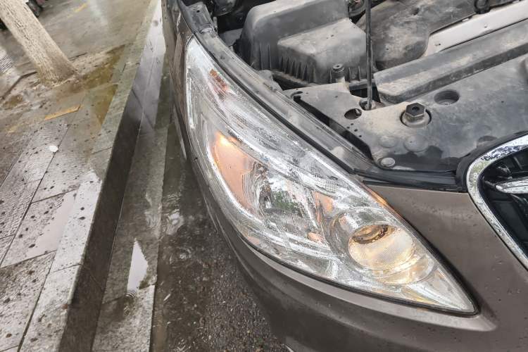Used Buick GL8 2017 25S Luxury Version China V Standard Right Front Headlight
