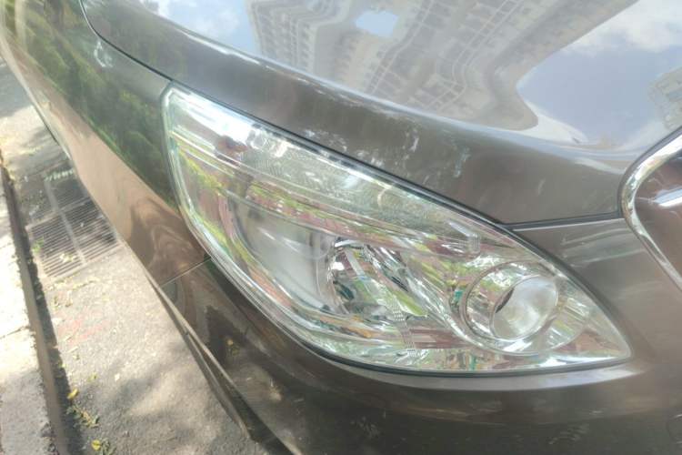 Used Buick GL8 2017 25S Luxury Version China V Standard Right Front Headlight