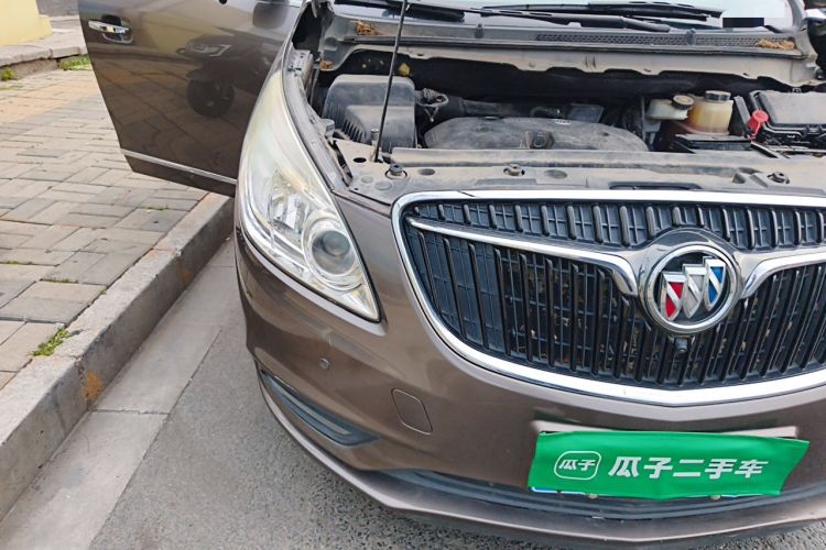 Used Buick GL8 2017 25S Luxury Version China V Standard Right Front Headlight