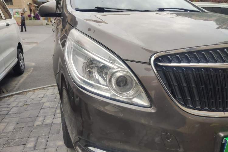 Used Buick GL8 2017 25S Luxury Version China V Standard Right Front Headlight