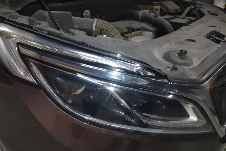 Used Buick GL8 2017 ES 28T Premium Version China V Standard Right Front Headlight