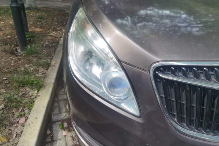 Used Buick GL8 2017 25S Luxury Version China V Standard Right Front Headlight