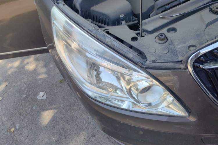 Used Buick GL8 2017 25S Luxury Version China V Standard Right Front Headlight