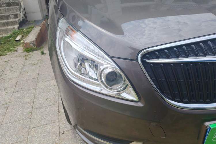 Used Buick GL8 2017 25S Comfort Version China V Standard Right Front Headlight