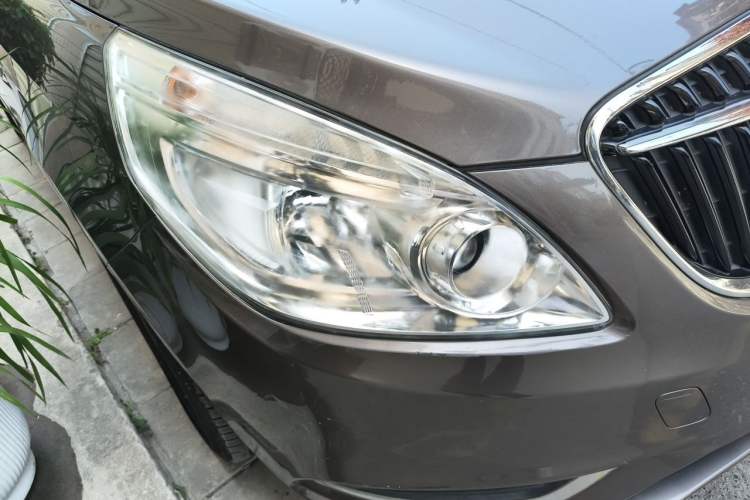 Used Buick GL8 2017 25S Comfort Version China V Standard Right Front Headlight