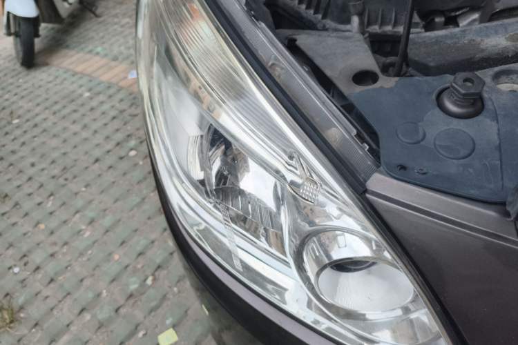Used Buick GL8 2017 25S Comfort Version China V Standard Right Front Headlight
