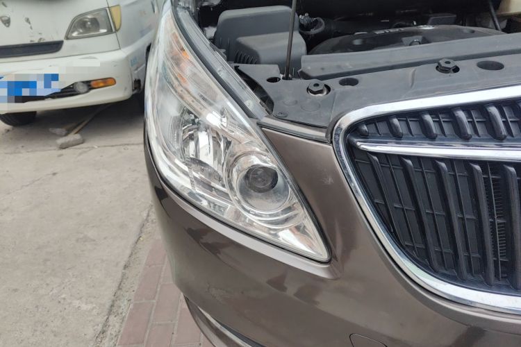 Used Buick GL8 2017 25S Luxury Version China V Standard Right Front Headlight