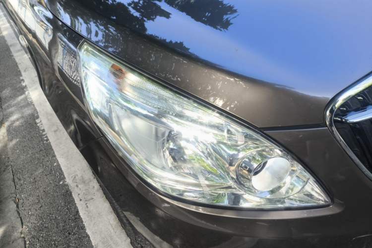 Used Buick GL8 2017 25S Luxury Version China V Standard Right Front Headlight