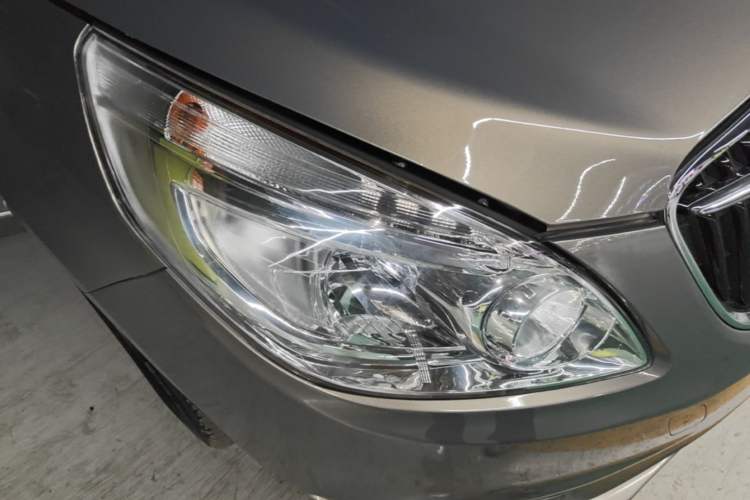 Used Buick GL8 2017 25S Luxury Version China V Standard Right Front Headlight