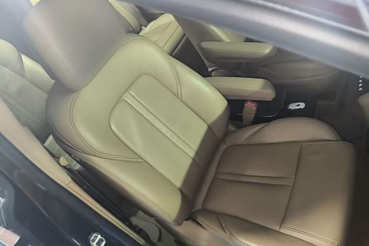 Used Buick GL8 2017 ES 28T Luxury Model China V Standard Right Front Seat