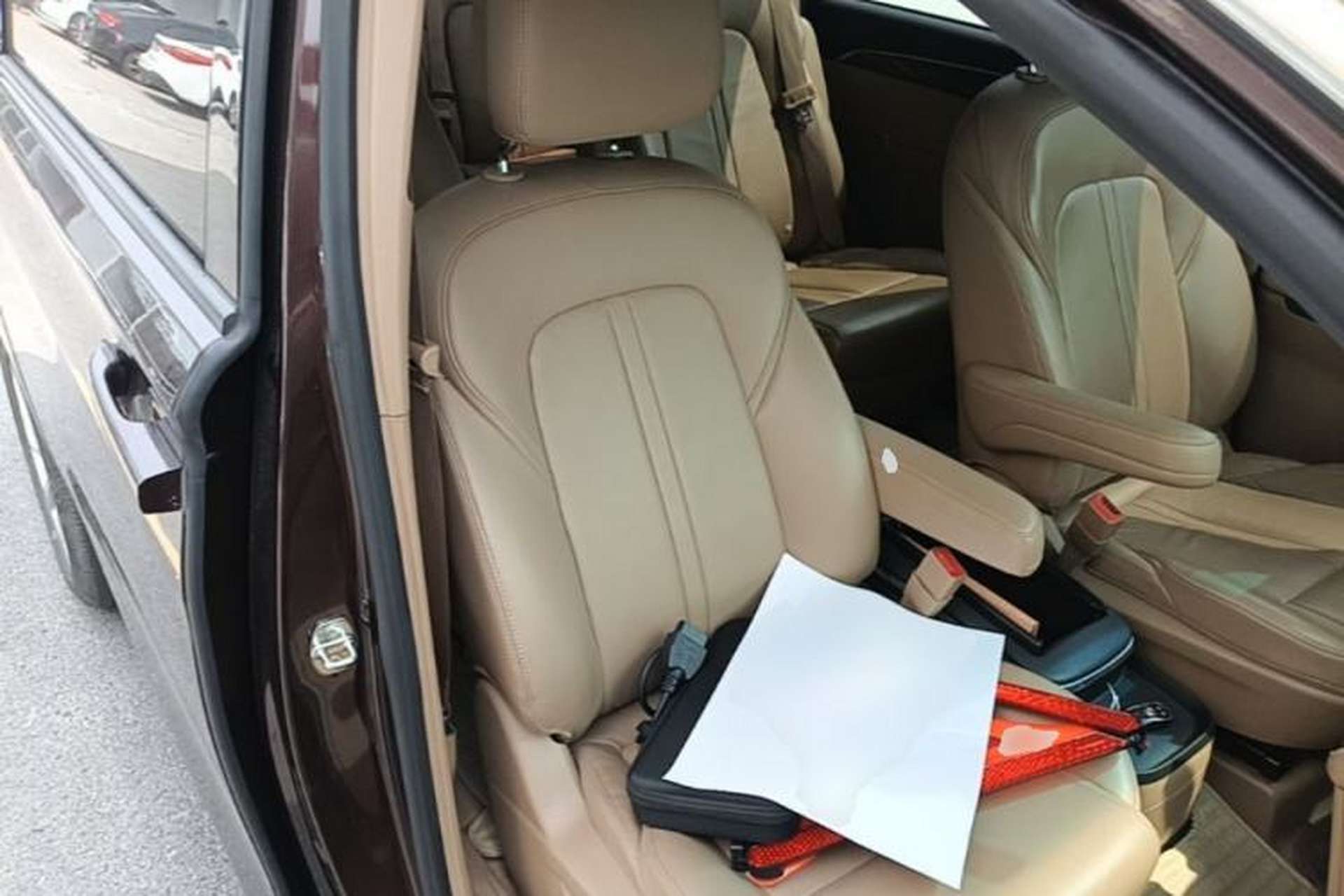 Used Buick GL8 2017 ES 28T Premium Version China V Standard Right Front Seat