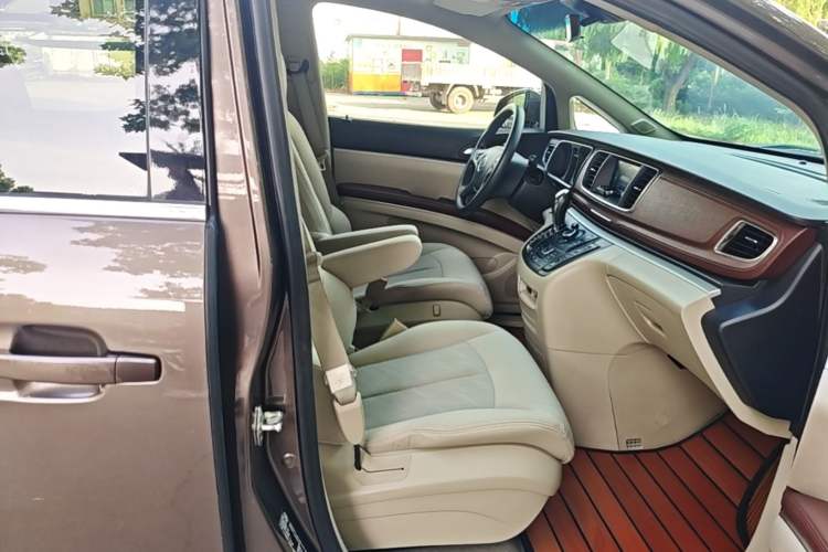 Used Buick GL8 2017 25S Comfort Version China V Standard Right Front Seat