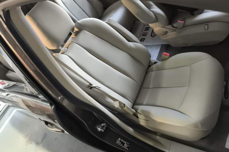 Used Buick GL8 2017 25S Comfort Version China V Standard Right Front Seat