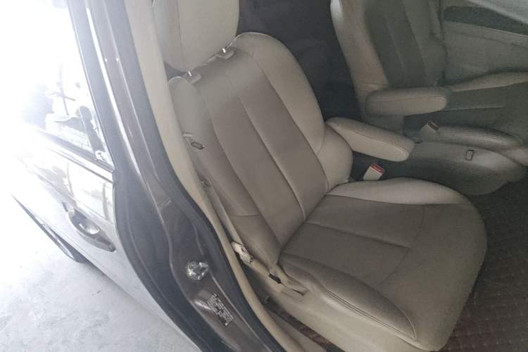 Used Buick GL8 2017 25S Comfort Version China V Standard Right Front Seat