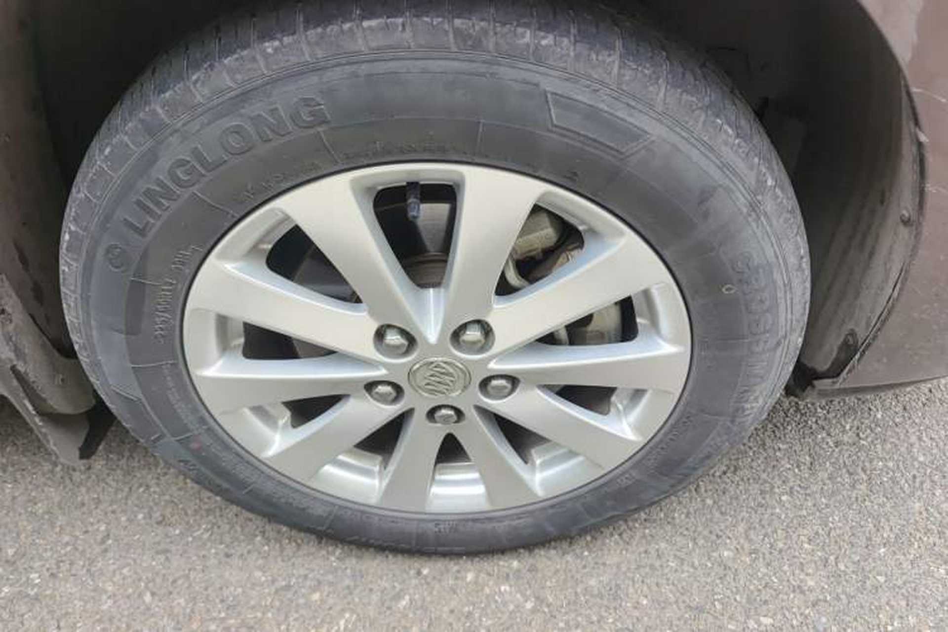 Used Buick GL8 2017 25S Comfort Version China V Standard Right Front Wheel Hub