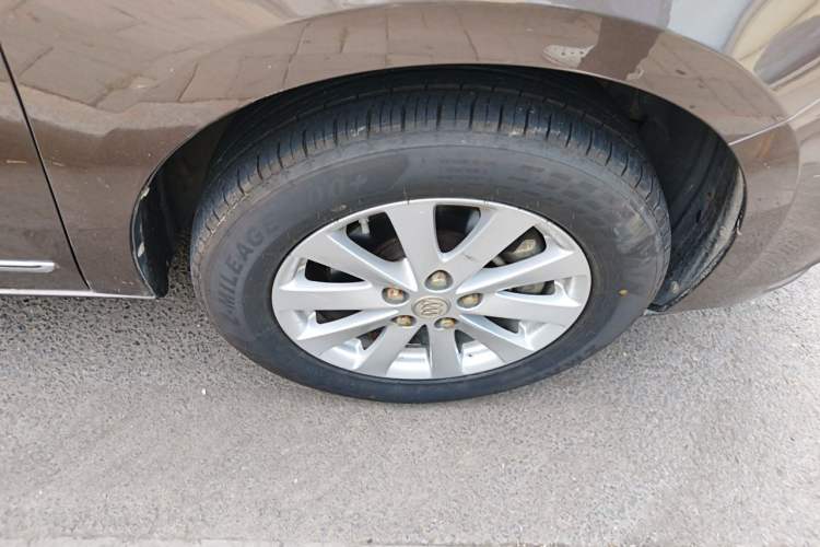 Used Buick GL8 2017 25S Luxury Version China V Standard Right Front Wheel Hub