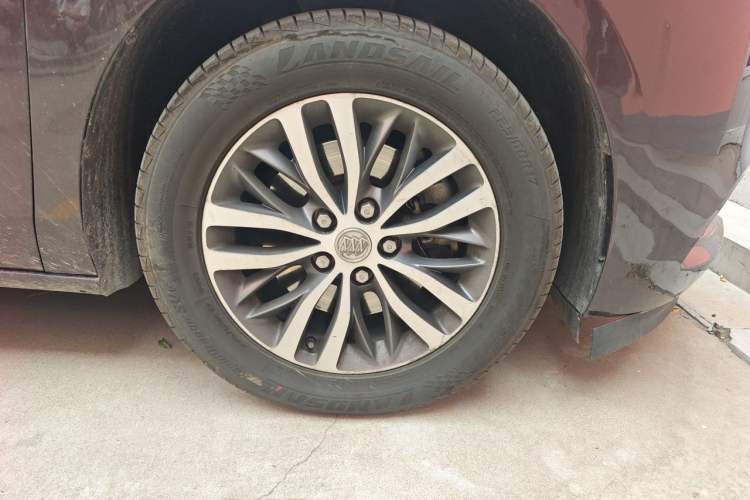 Used Buick GL8 2017 ES 28T Luxury Model China V Standard Right Front Wheel Hub