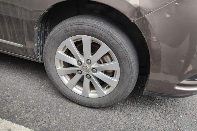 Used Buick GL8 2017 25S Luxury Version China V Standard Right Front Wheel Hub