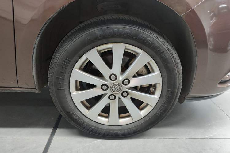 Used Buick GL8 2017 25S Comfort Version China V Standard Right Front Wheel Hub