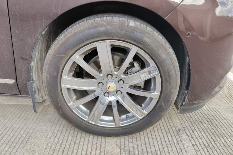 Used Buick GL8 2017 ES 28T Comfort Model China V Standard Right Front Wheel Hub