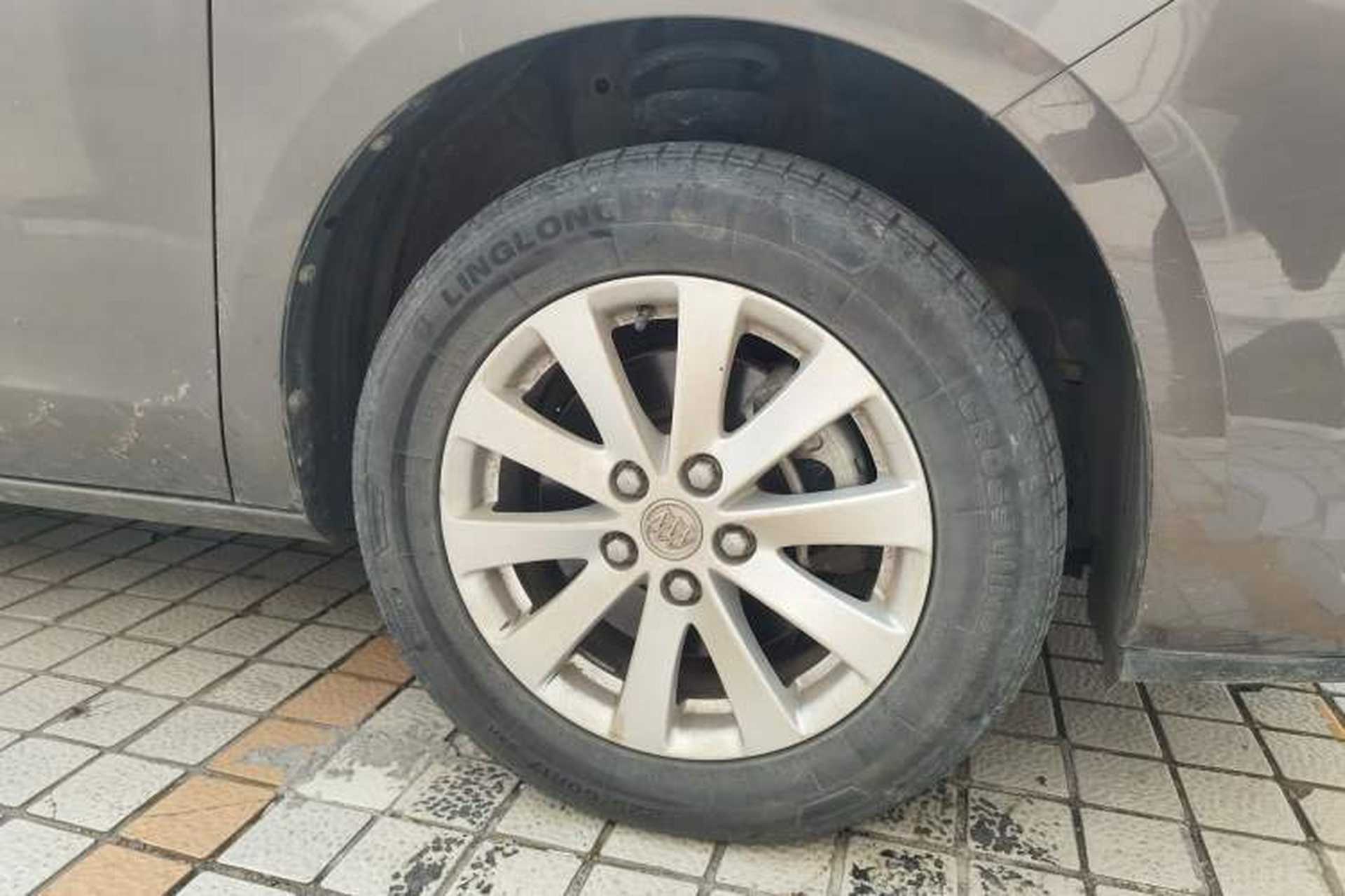 Used Buick GL8 2017 25S Comfort Version China V Standard Right Front Wheel Hub