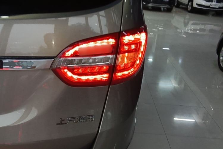 Used Buick GL8 2017 25S Luxury Version China V Standard Right Rear Taillight