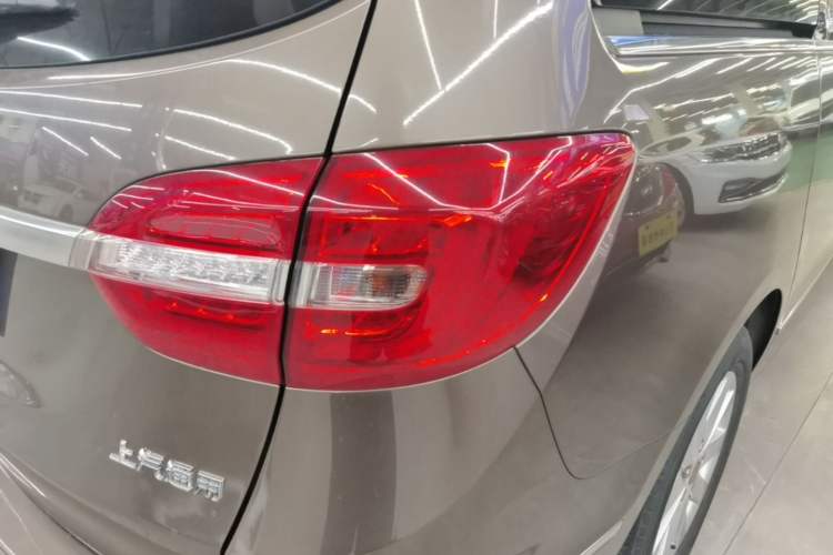 Used Buick GL8 2017 25S Prestige Version China V Standard Right Rear Taillight