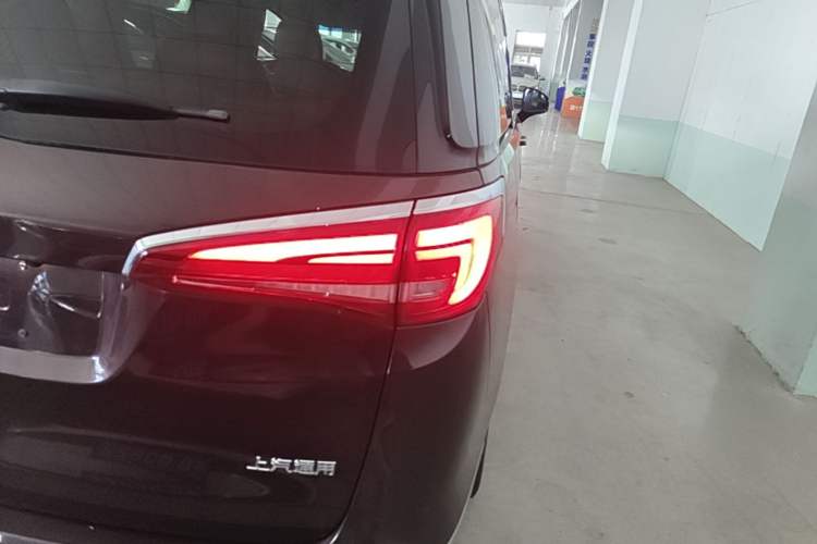 Used Buick GL8 2017 ES 28T Luxury Model China V Standard Right Rear Taillight