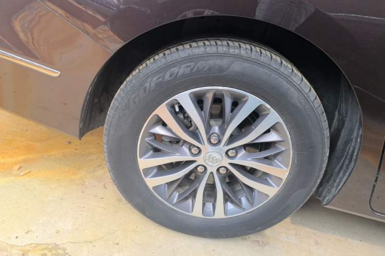 Used Buick GL8 2017 ES 28T Luxury Model China V Standard Right Rear Wheel Hub