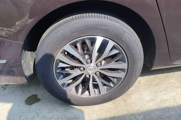 Used Buick GL8 2017 ES 28T Luxury Model China V Standard Right Rear Wheel Hub