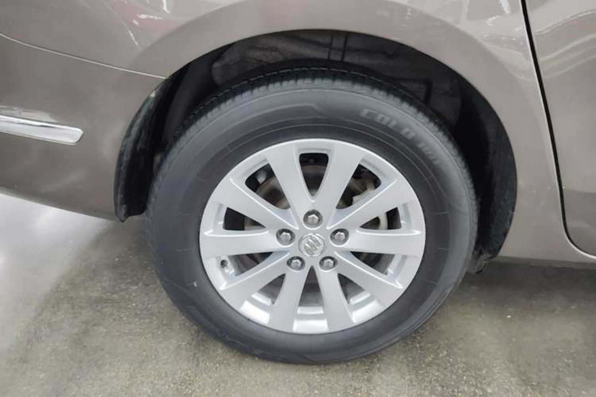 Used Buick GL8 2017 25S Comfort Version China V Standard Right Rear Wheel Hub