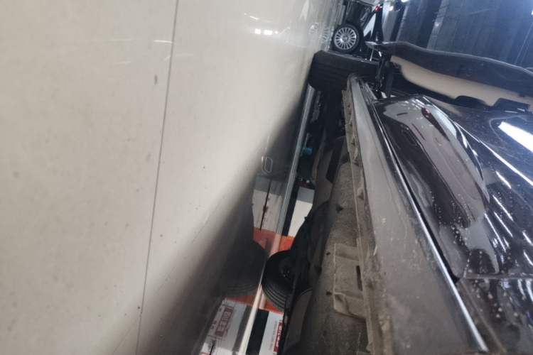 Used Buick GL8 2017 ES 28T Comfort Model China V Standard Right Side Sill